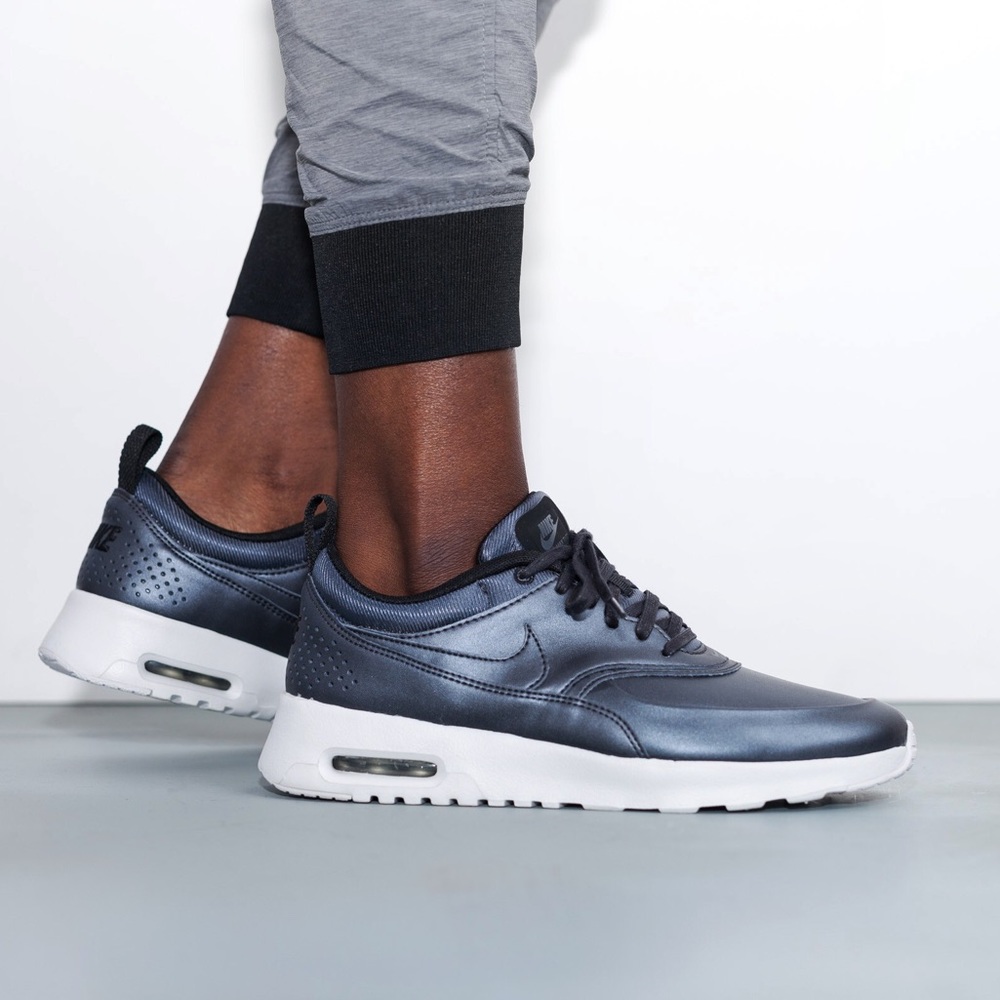 Nike Air Max Thea Metallic Black